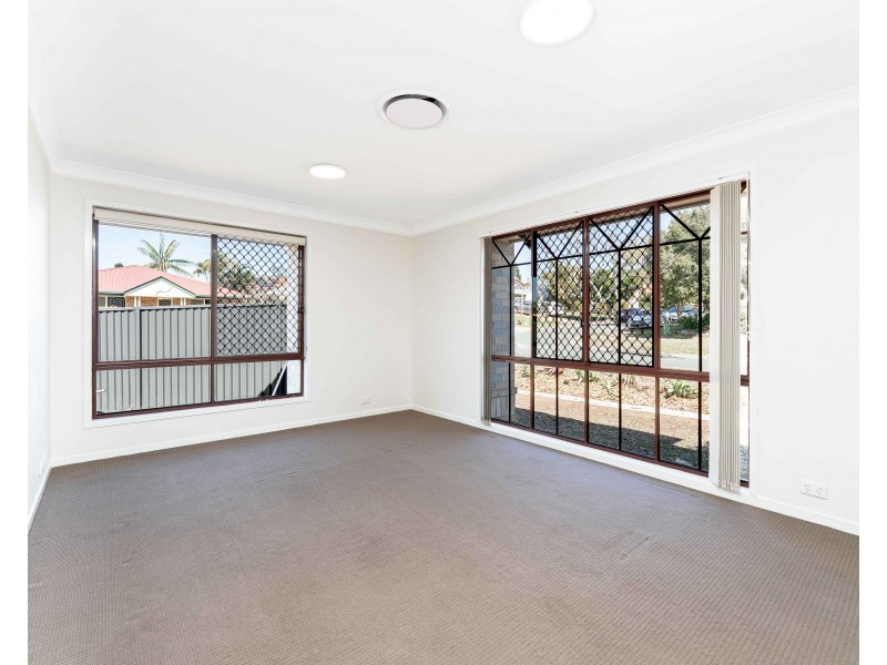 1 Orchard Place, Eight Mile Plains QLD 4113
