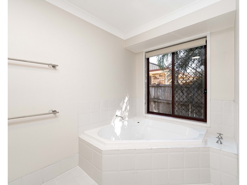 1 Orchard Place, Eight Mile Plains QLD 4113