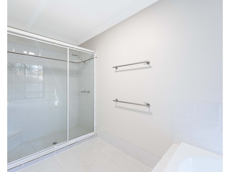 1 Orchard Place, Eight Mile Plains QLD 4113