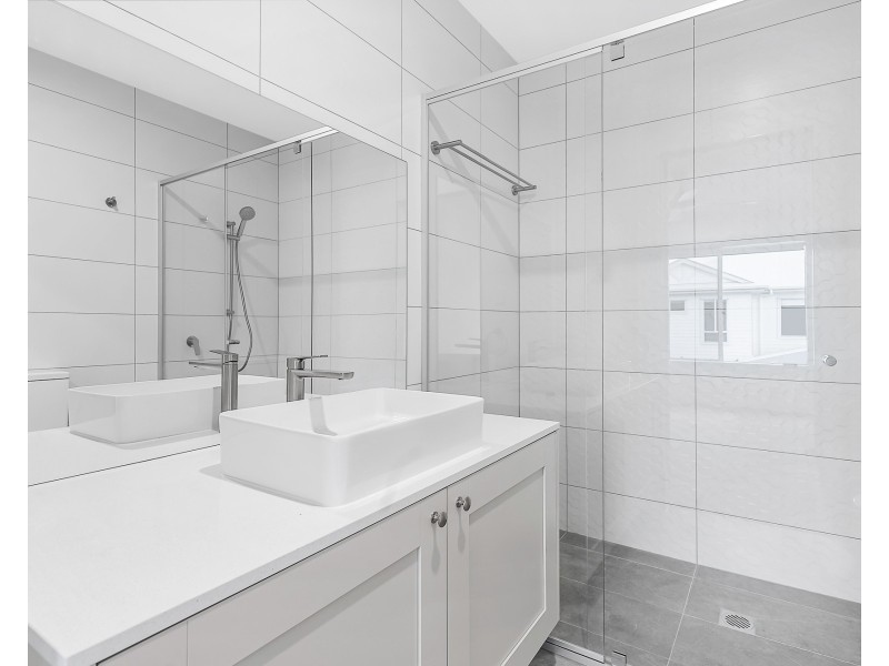 4/236 Colburn Avenue, Victoria Point QLD 4165