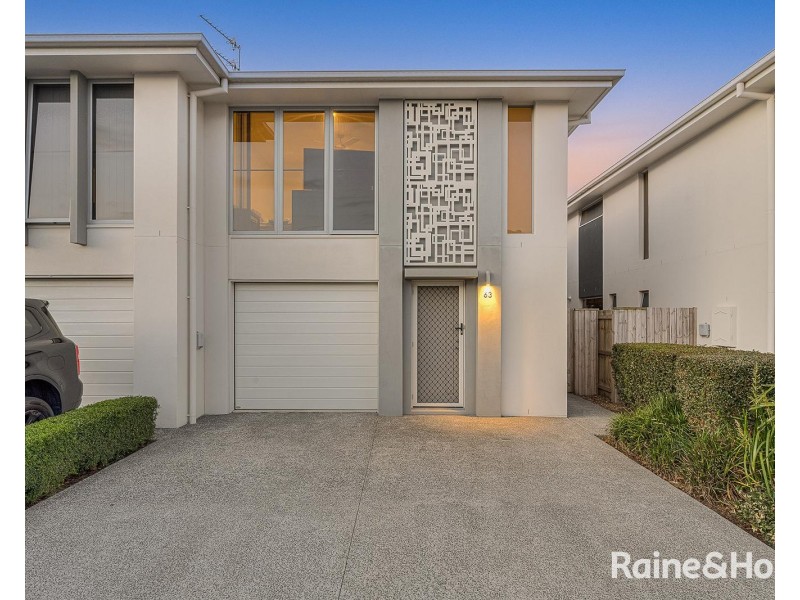 63/188 Gainsborough Drive, Pimpama QLD 4209