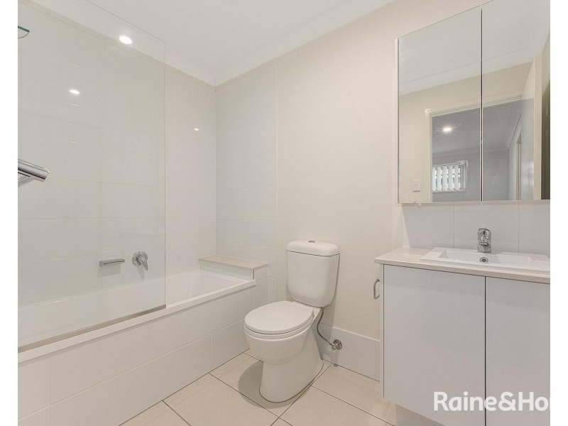 63/188 Gainsborough Drive, Pimpama QLD 4209
