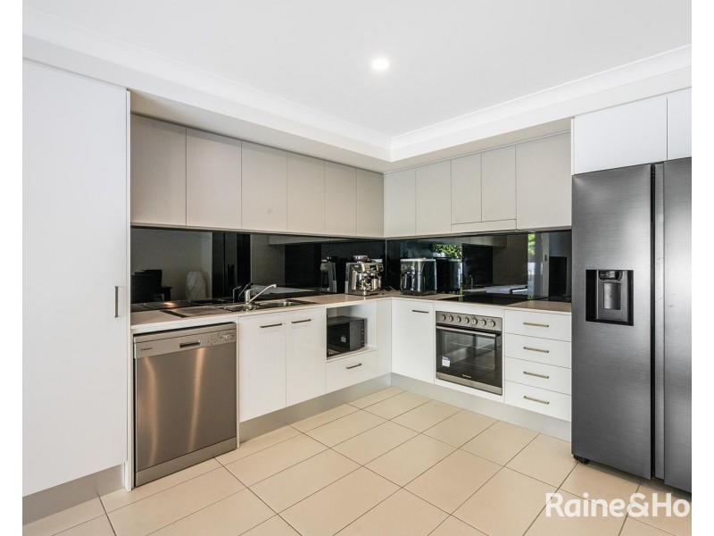 97/188 Gainsborough Drive, Pimpama QLD 4209