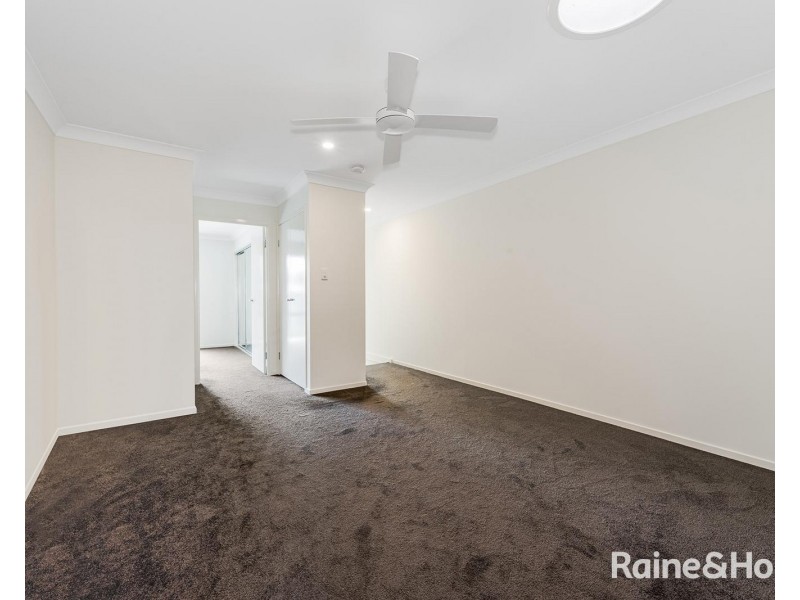 97/188 Gainsborough Drive, Pimpama QLD 4209
