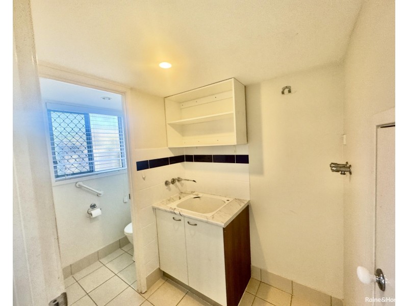 2 Meadowbrook Drive, Meadowbrook QLD 4131