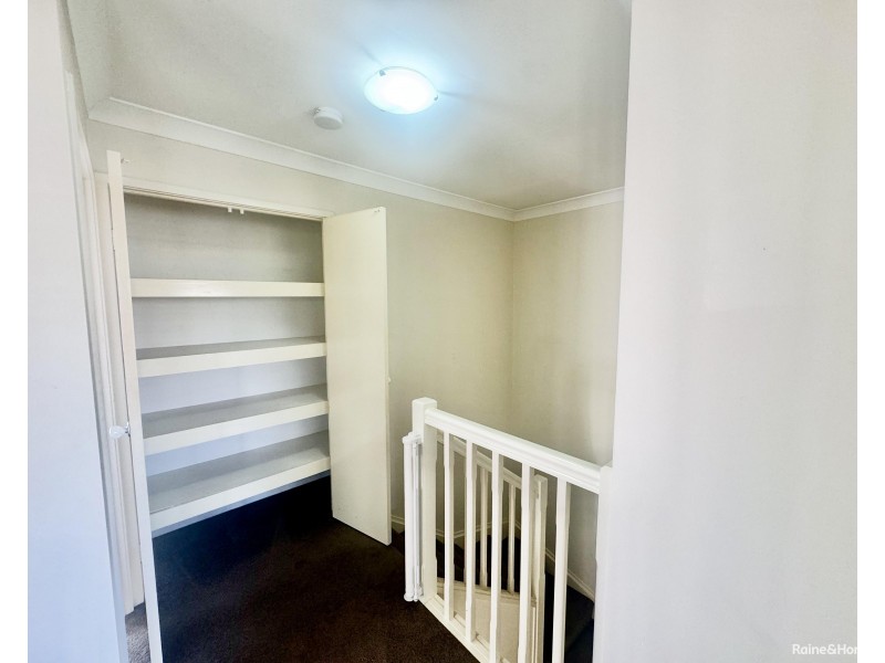 2 Meadowbrook Drive, Meadowbrook QLD 4131