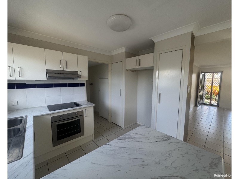 2 Meadowbrook Drive, Meadowbrook QLD 4131