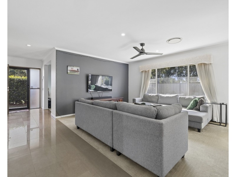 2 Elmore St, Ormeau QLD 4208
