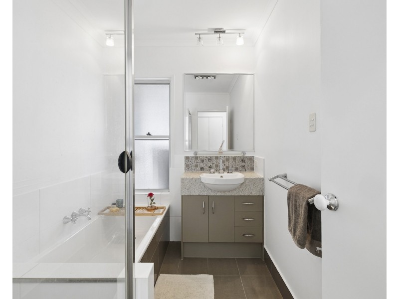 2 Elmore St, Ormeau QLD 4208