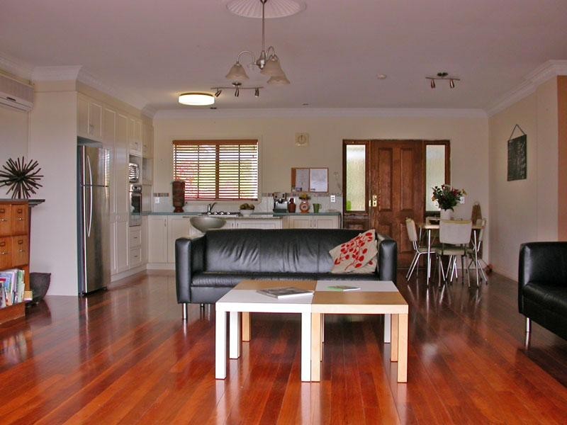 25 Ocean View Crescent, Emerald Beach NSW 2456
