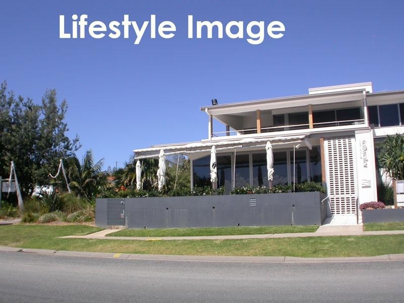 25 Ocean View Crescent, Emerald Beach NSW 2456