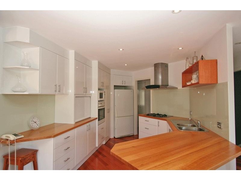 5 Hibiscus Avenue, Sapphire Beach NSW 2450