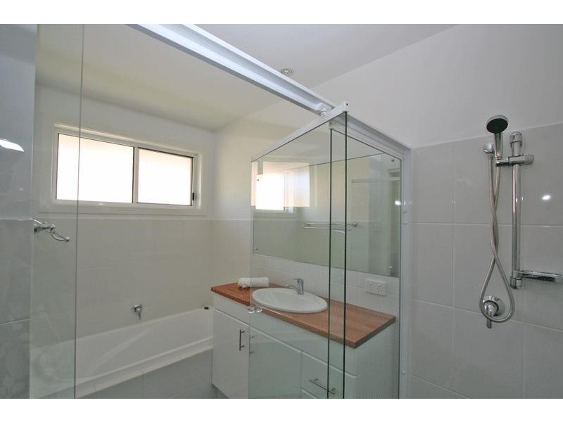 5 Hibiscus Avenue, Sapphire Beach NSW 2450