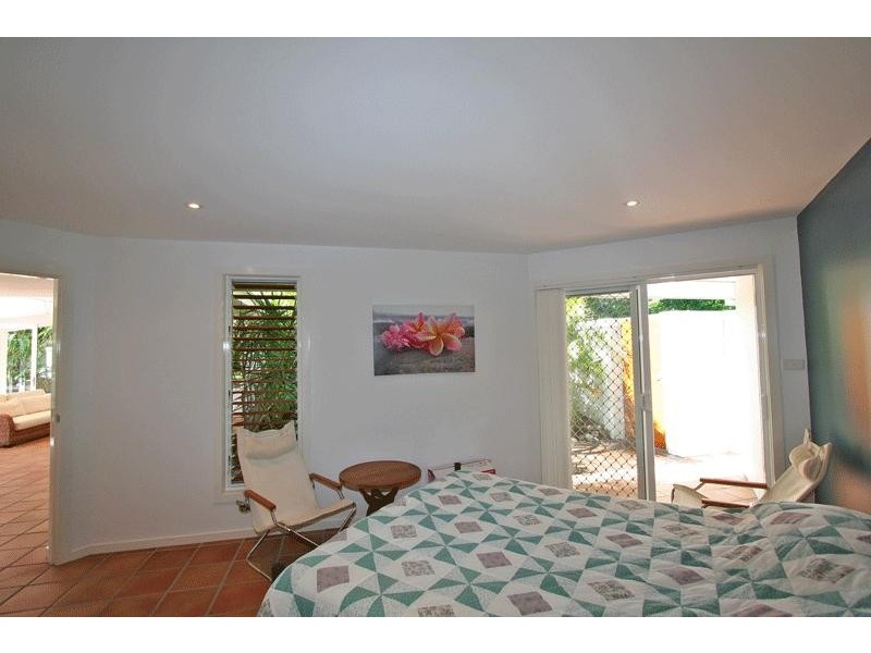 5 Hibiscus Avenue, Sapphire Beach NSW 2450