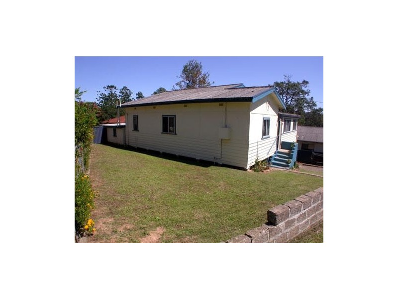4 Scarborough Street, Woolgoolga NSW 2456