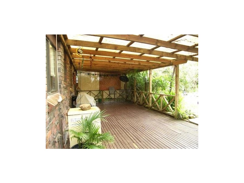 6 Pine Crescent, Sandy Beach NSW 2456