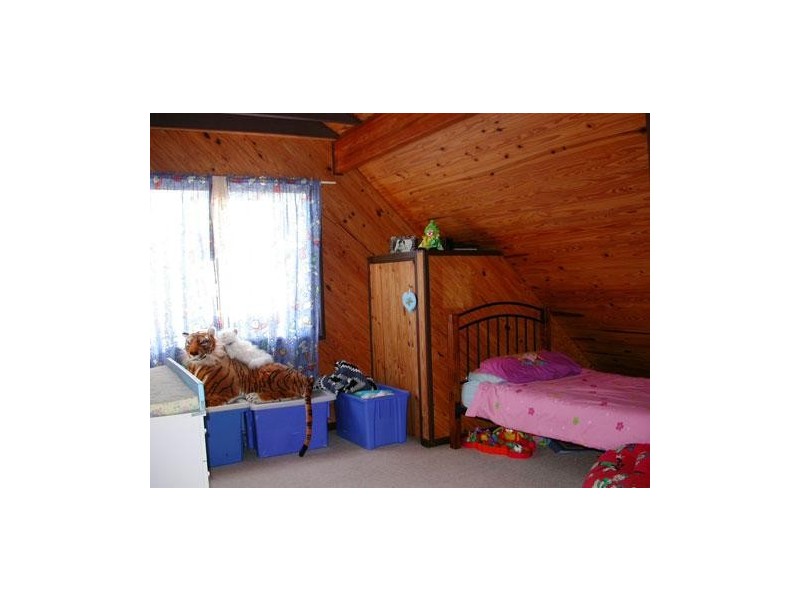 6 Pine Crescent, Sandy Beach NSW 2456