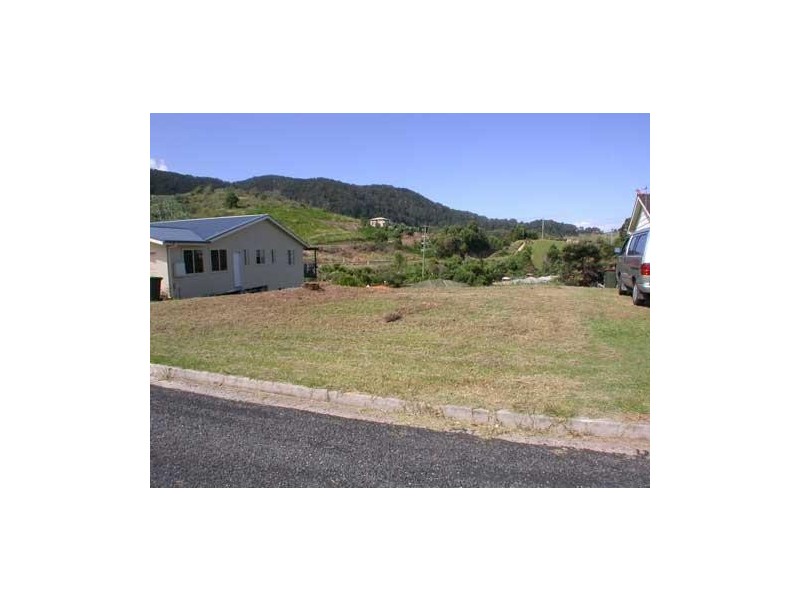 75 Pearce Drive, Coffs Harbour NSW 2450