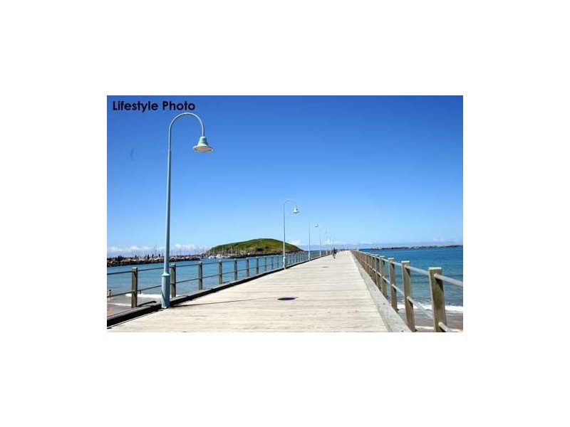 75 Pearce Drive, Coffs Harbour NSW 2450