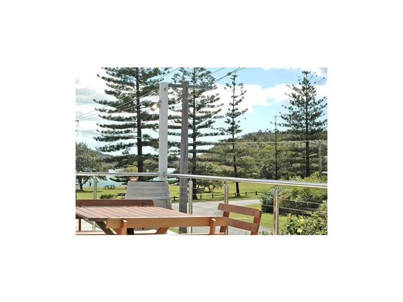 17 Ford Street, Red Rock NSW 2456