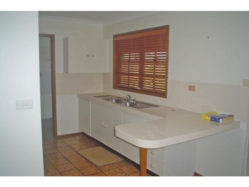 6 Dammerel Crescent, Emerald Beach NSW 2456