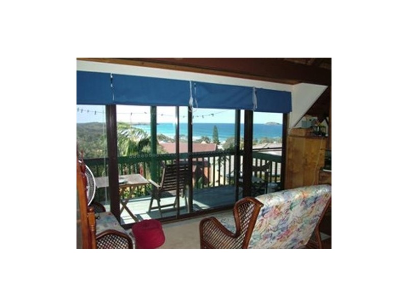 41 Dammeral Crescent, Emerald Beach NSW 2456