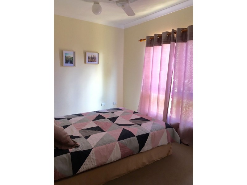 59 Estuary Parade, Douglas QLD 4814