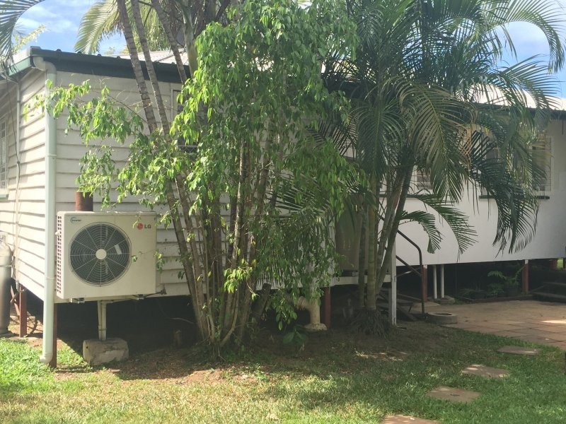 1/14 Ackers Street, Hermit Park QLD 4812