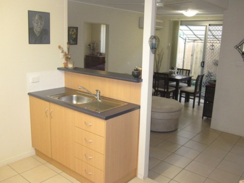 West End QLD 4810