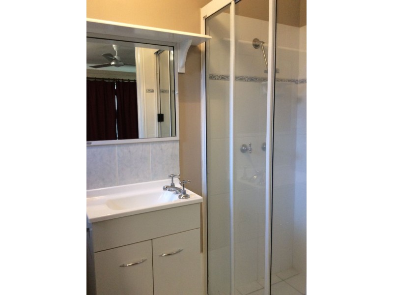 9 Dalkeith Crescent, Mount Louisa QLD 4814