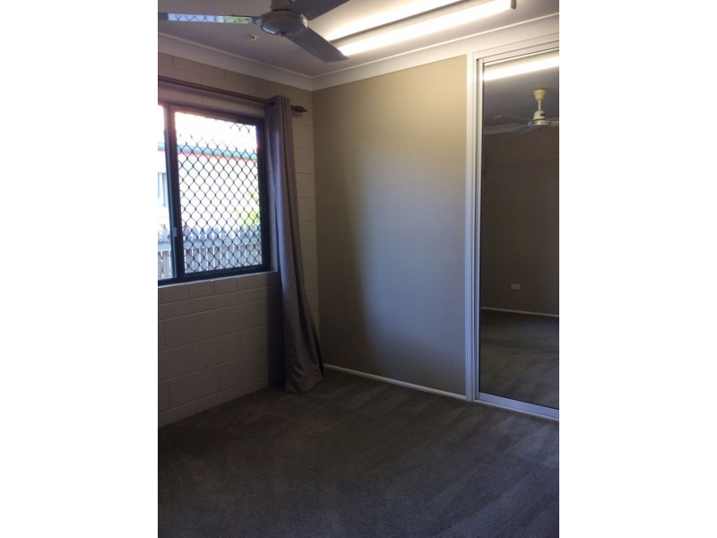 9 Dalkeith Crescent, Mount Louisa QLD 4814