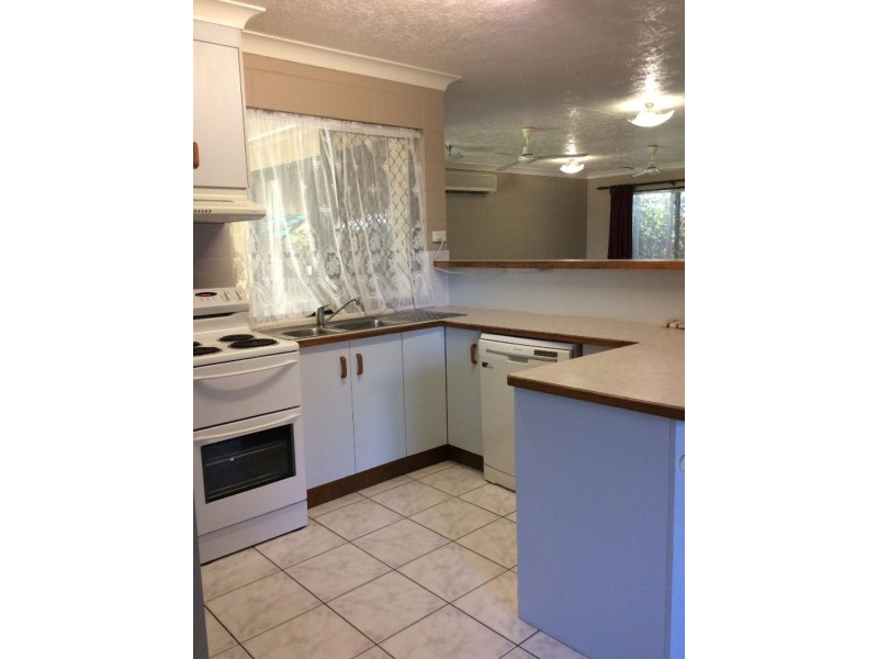 9 Dalkeith Crescent, Mount Louisa QLD 4814