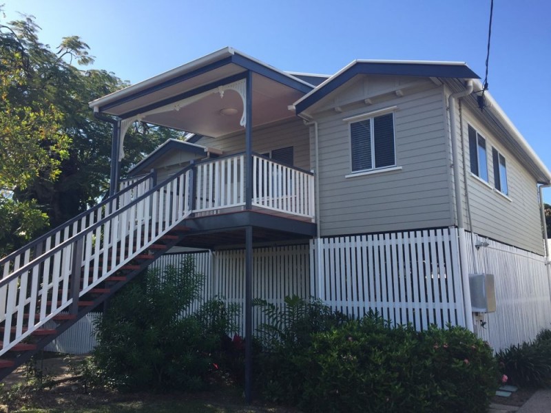 Pimlico QLD 4812