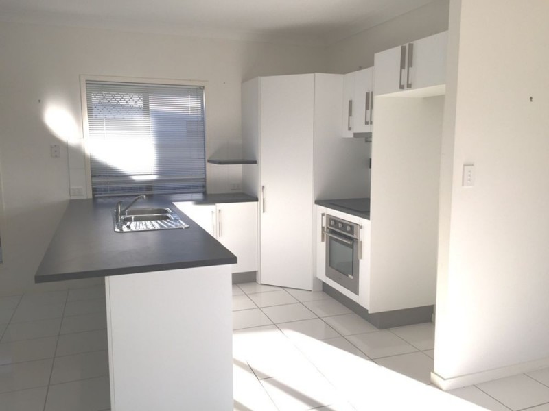 36 Kroymans Drive, Mount Louisa QLD 4814