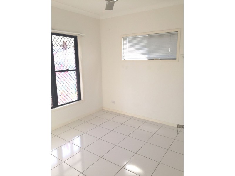 36 Kroymans Drive, Mount Louisa QLD 4814