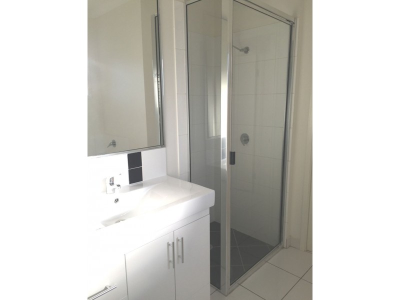 36 Kroymans Drive, Mount Louisa QLD 4814