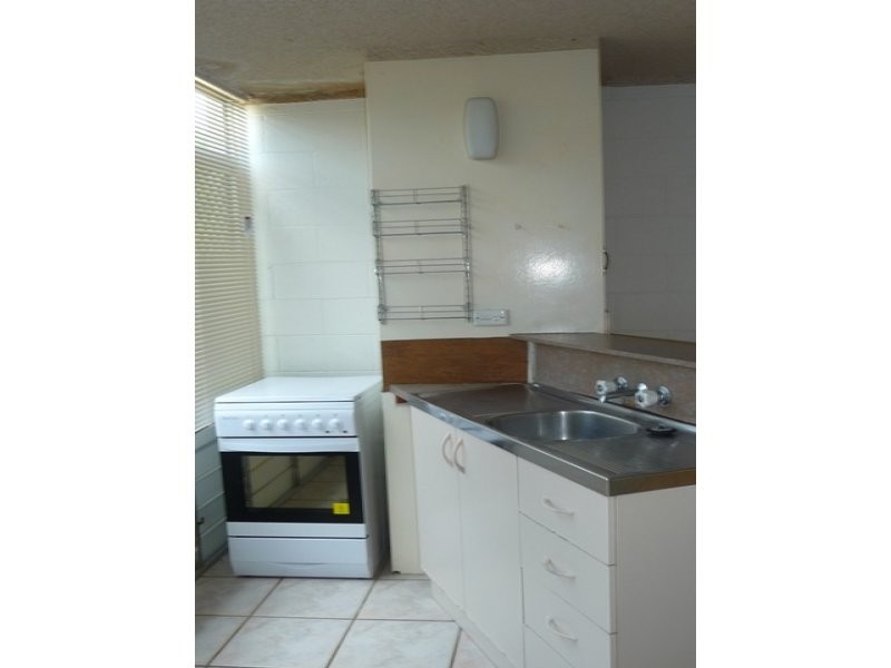 7/39 Cook Street, North Ward QLD 4810