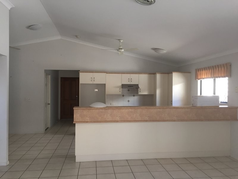 11 Birdwing Court, Douglas QLD 4814