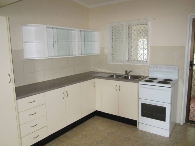 20 Camp Street, Mundingburra QLD 4812