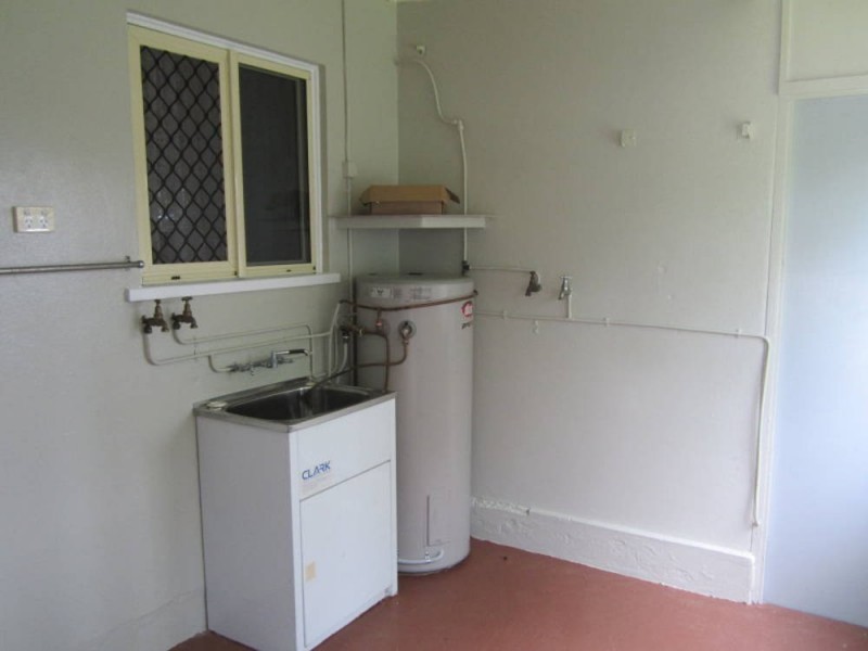 20 Camp Street, Mundingburra QLD 4812