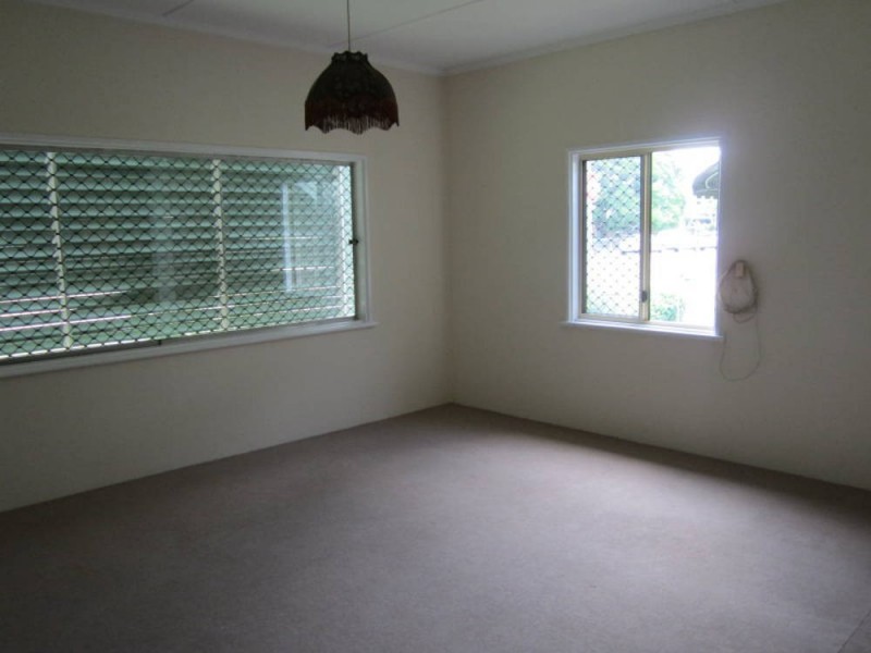 20 Camp Street, Mundingburra QLD 4812