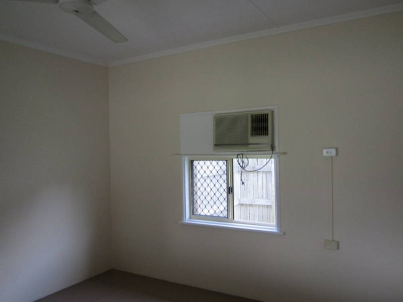 20 Camp Street, Mundingburra QLD 4812