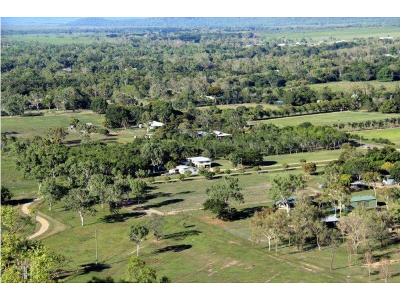 54 Alligator Creek Road,, Alligator Creek QLD 4816