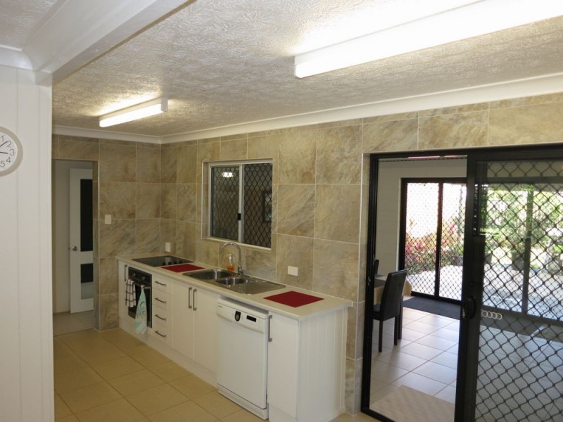 13 Childers Court, Kirwan QLD 4817