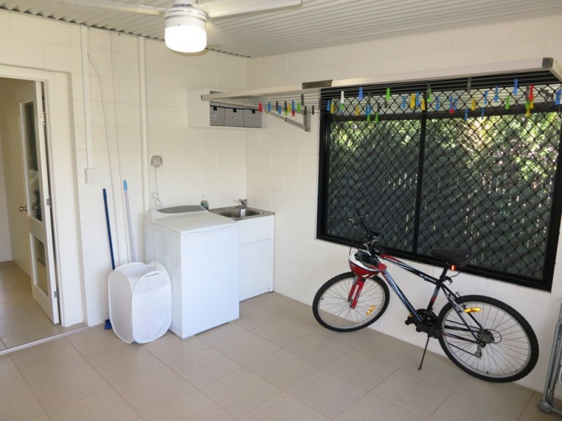13 Childers Court, Kirwan QLD 4817