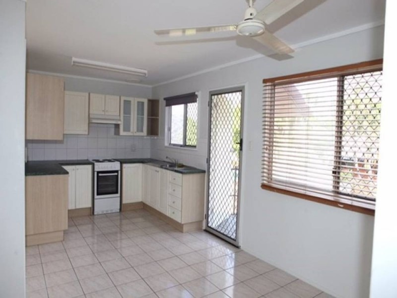 28 Gatton St, Kirwan QLD 4817