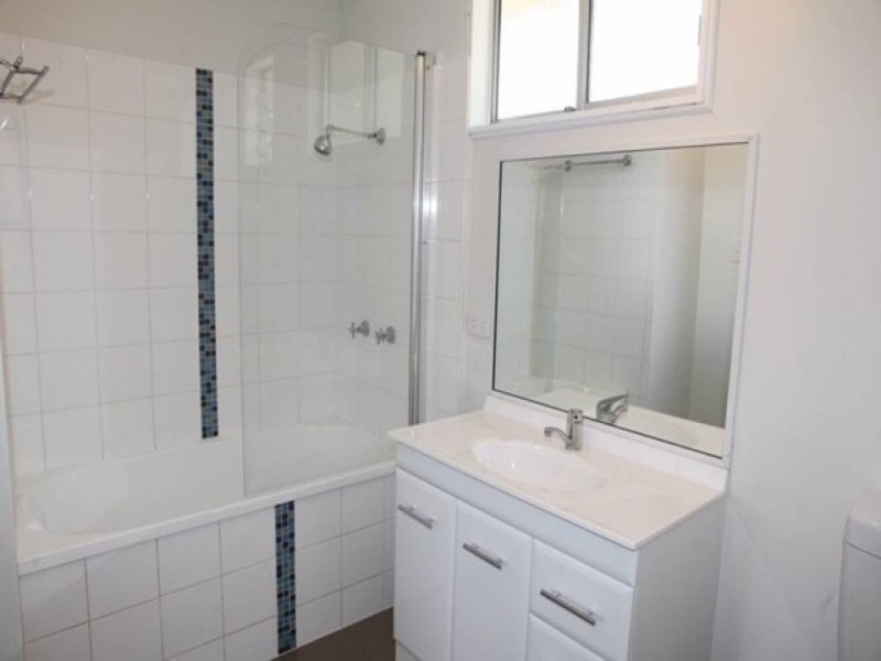 28 Gatton St, Kirwan QLD 4817