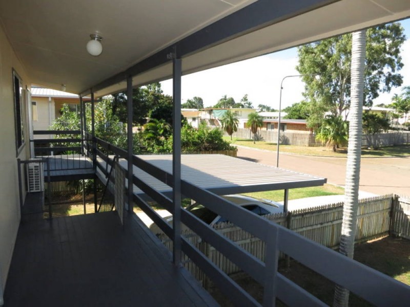 28 Gatton St, Kirwan QLD 4817