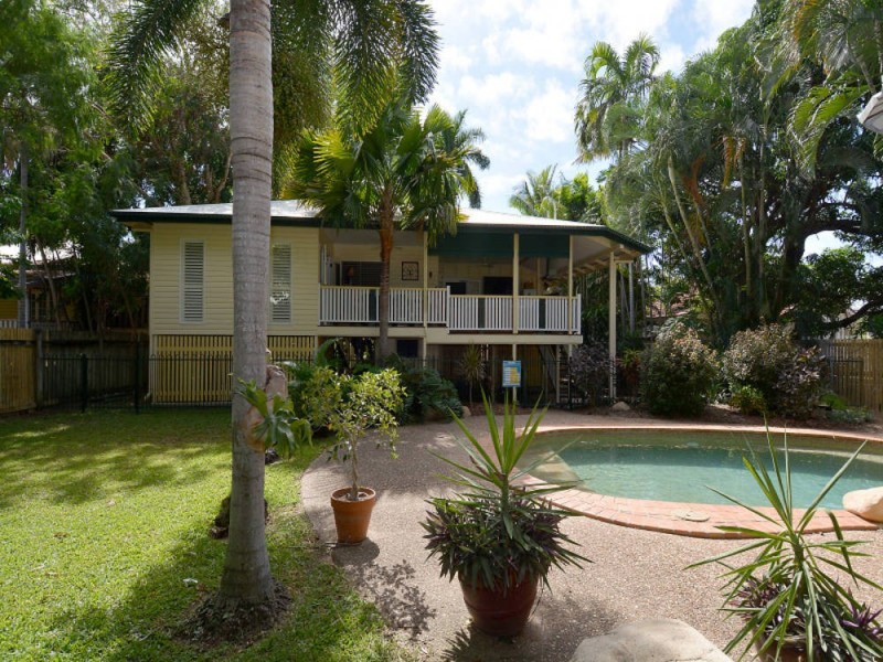 46 Princes Road, Hyde Park QLD 4812