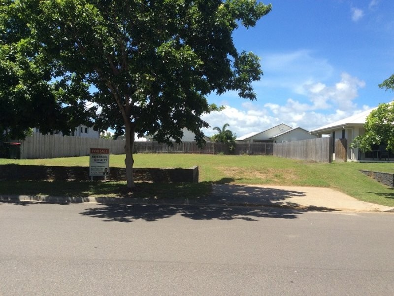 7 Sanctum Drive, Mount Low QLD 4818